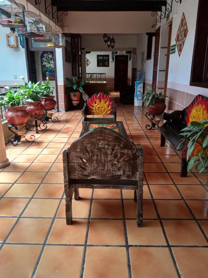 Hotel Regis Uruapan  Dış mekan fotoğraf